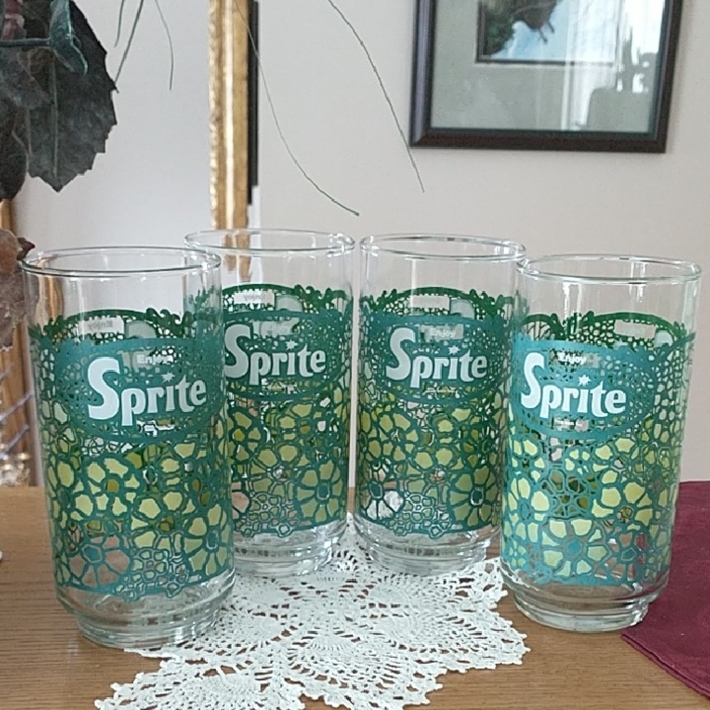 Vintage SPRITE LOGO Drink Set (4)